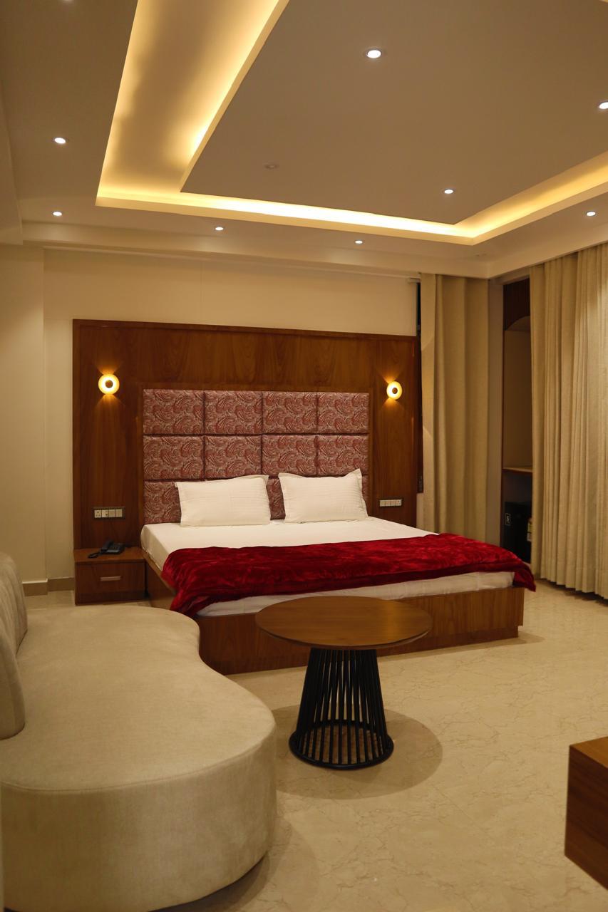 Super Deluxe Room